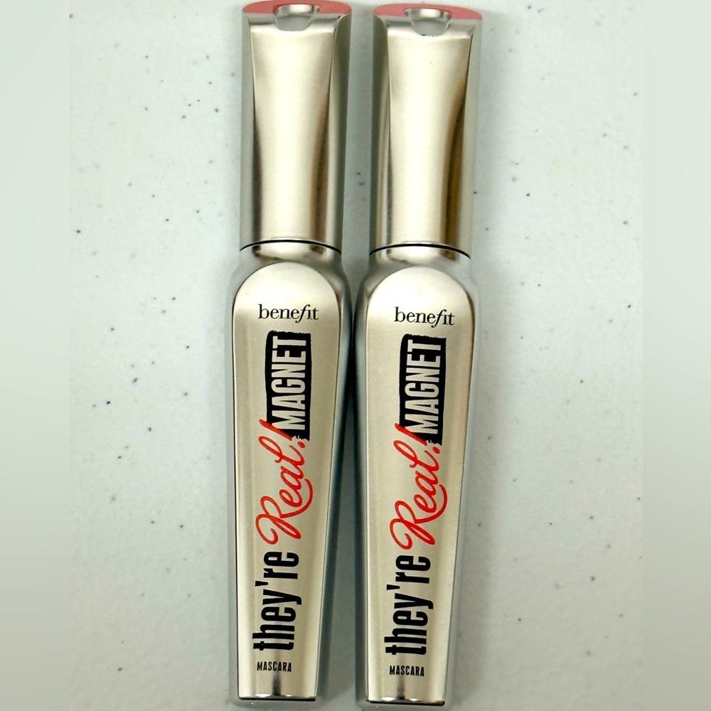BENEFIT THEY’RE REAL MAGNET EXTREME LENGTHENING MASCARA - SUPERCHARGED BLACK
